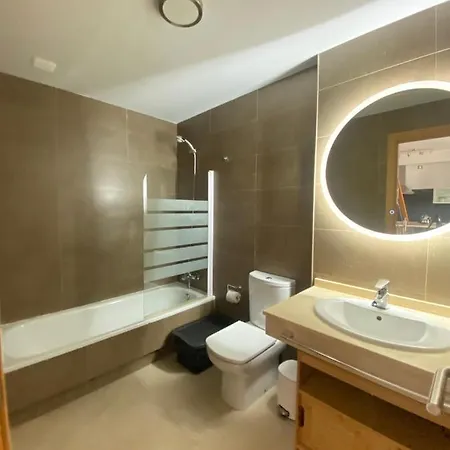 Cozy 1 Bedroom With Sea View Apartment
